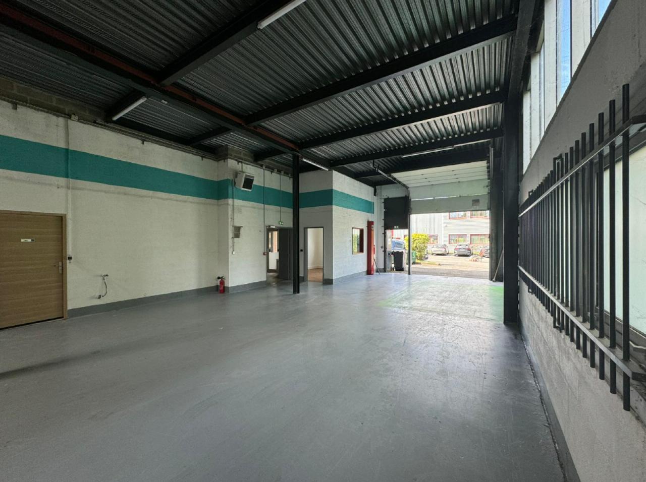 Local d'activité Massy 820m² Location local d'activité Massy Essonne OLACT2426215 3